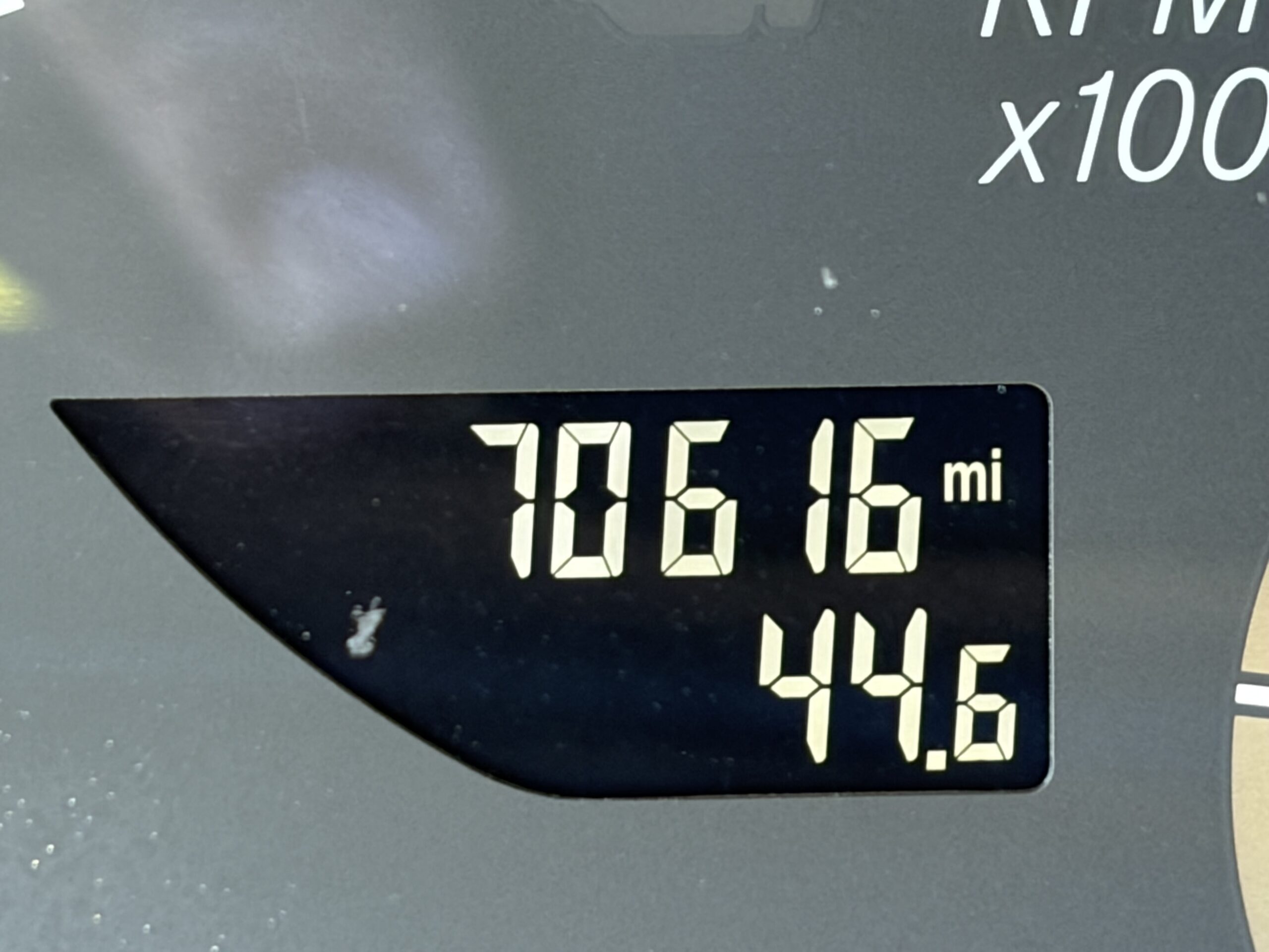 UTP00776 bus image