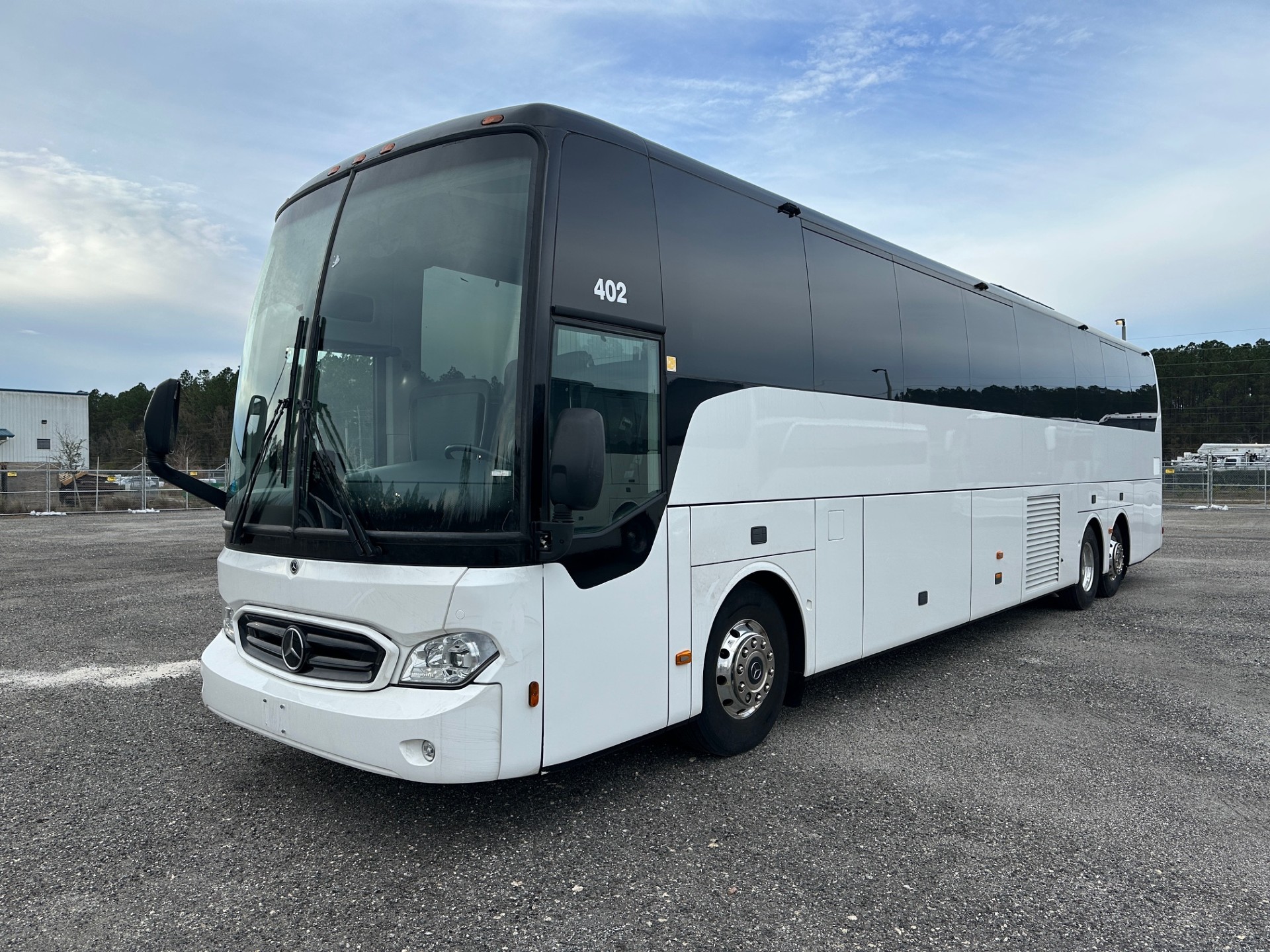 UTB91621 – Mercedes-Benz – Tourrider Premium bus image