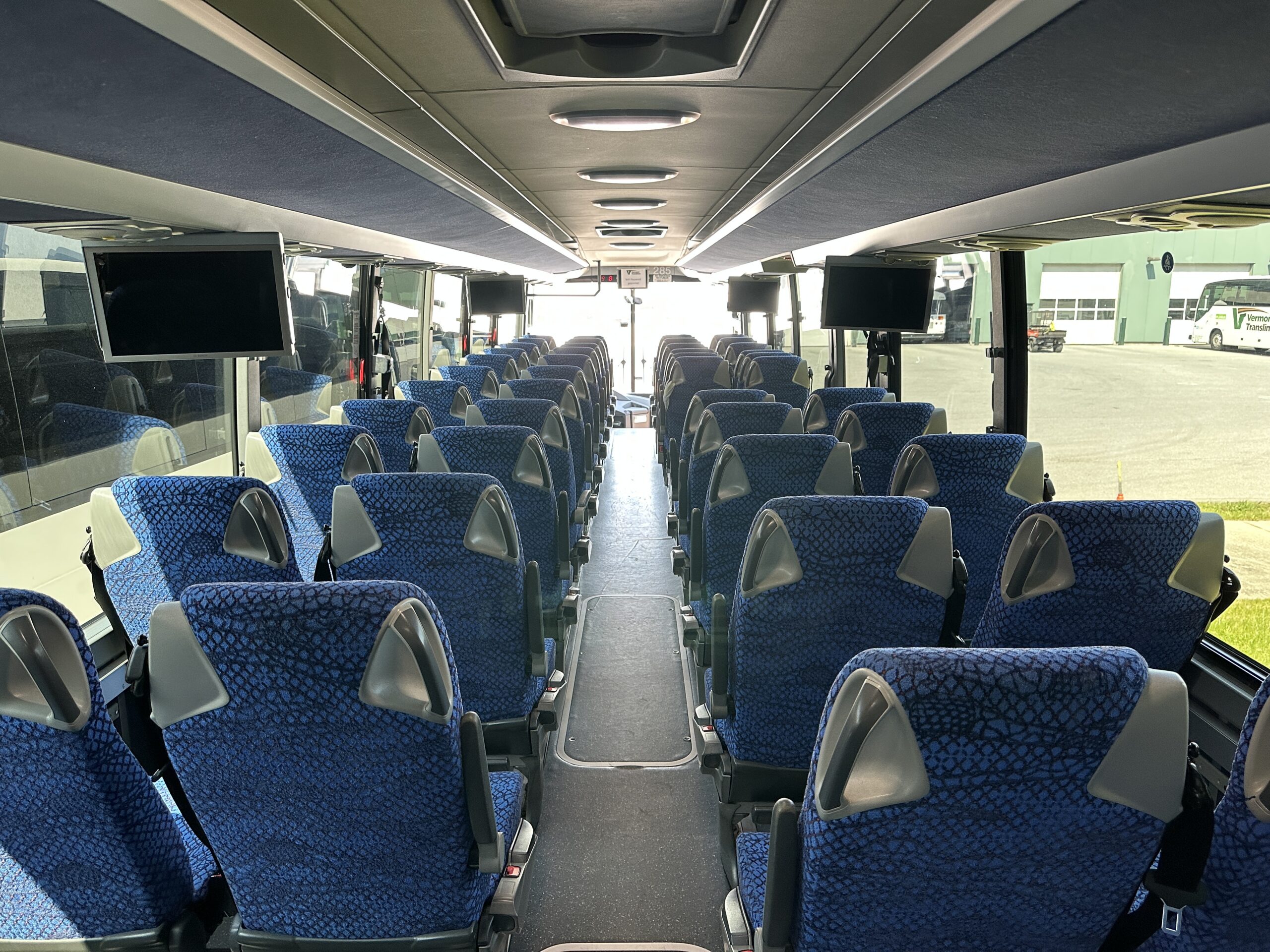 US50061 bus image