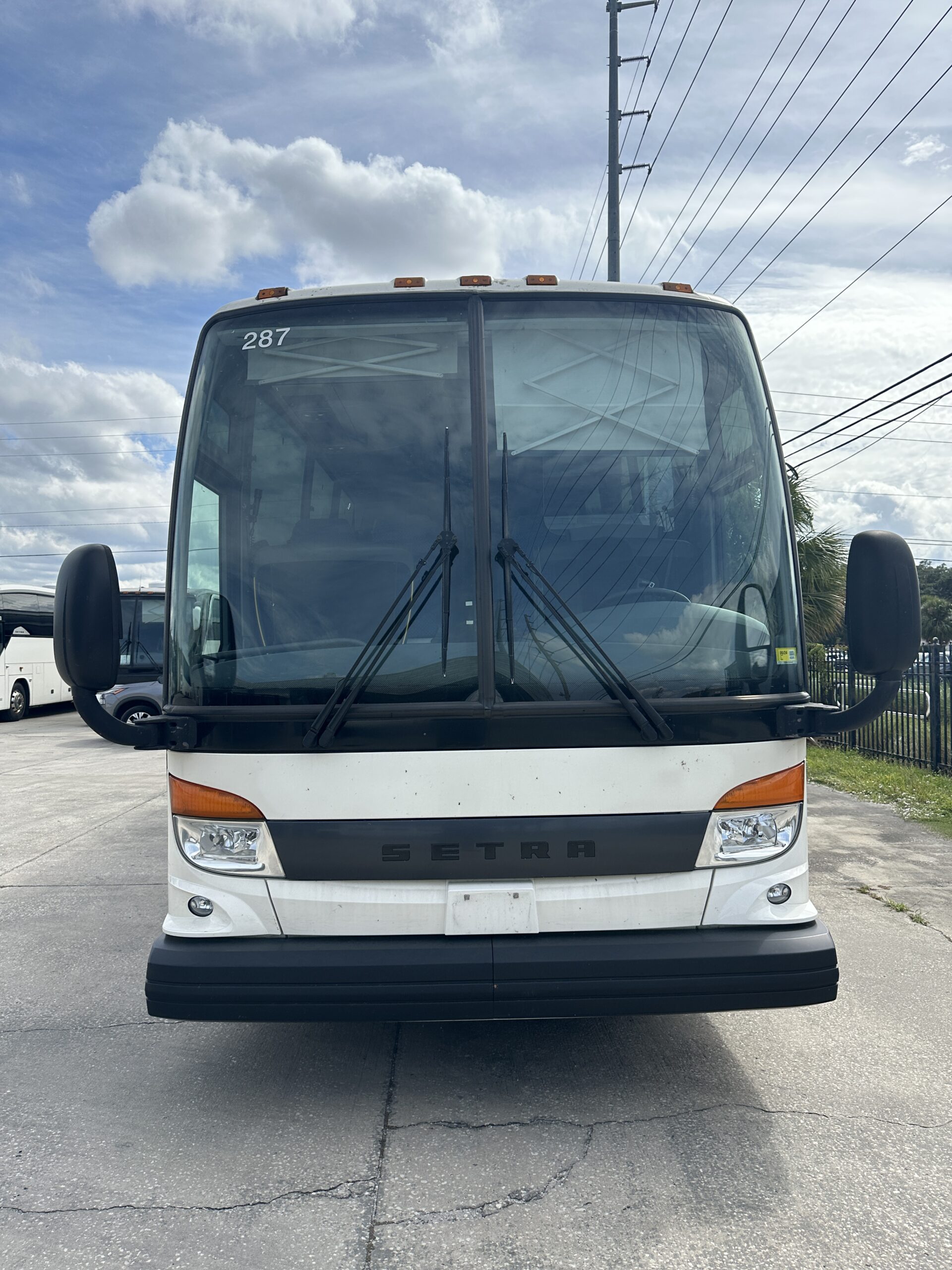 US50063 bus image