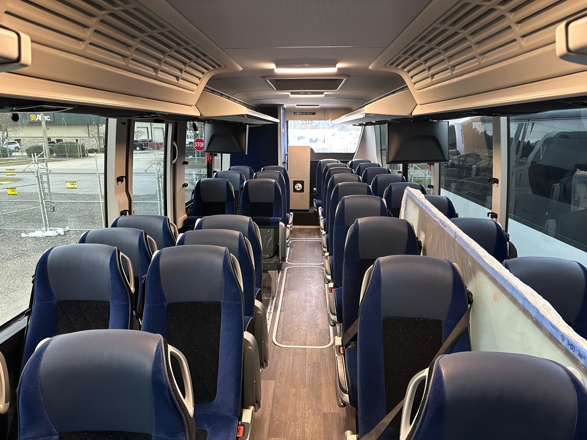 UTB91621 – Mercedes-Benz – Tourrider Premium bus image