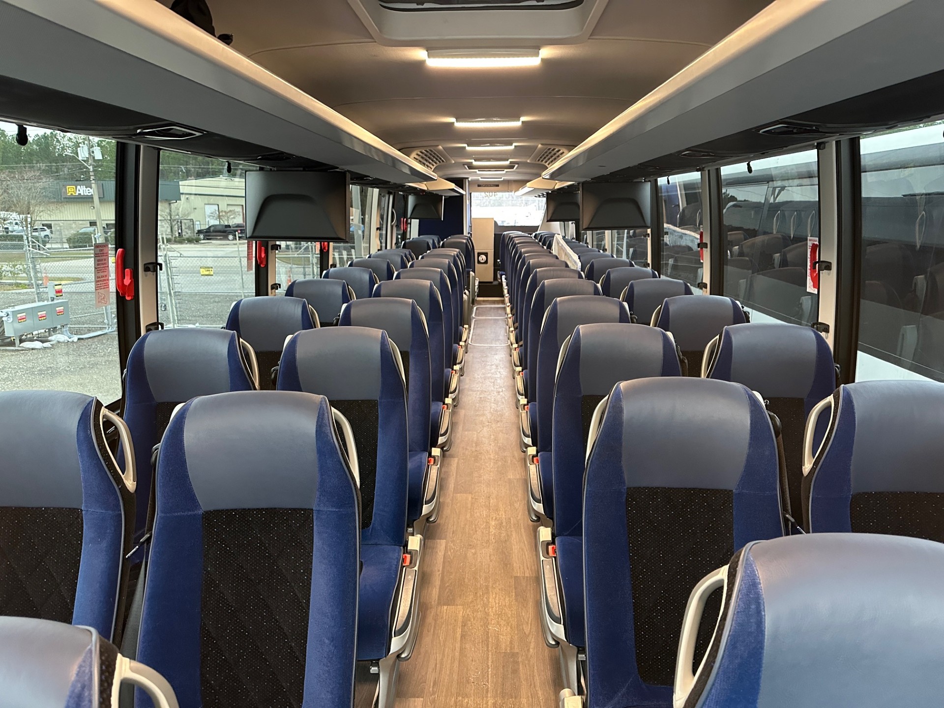 UTB91621 – Mercedes-Benz – Tourrider Premium bus image