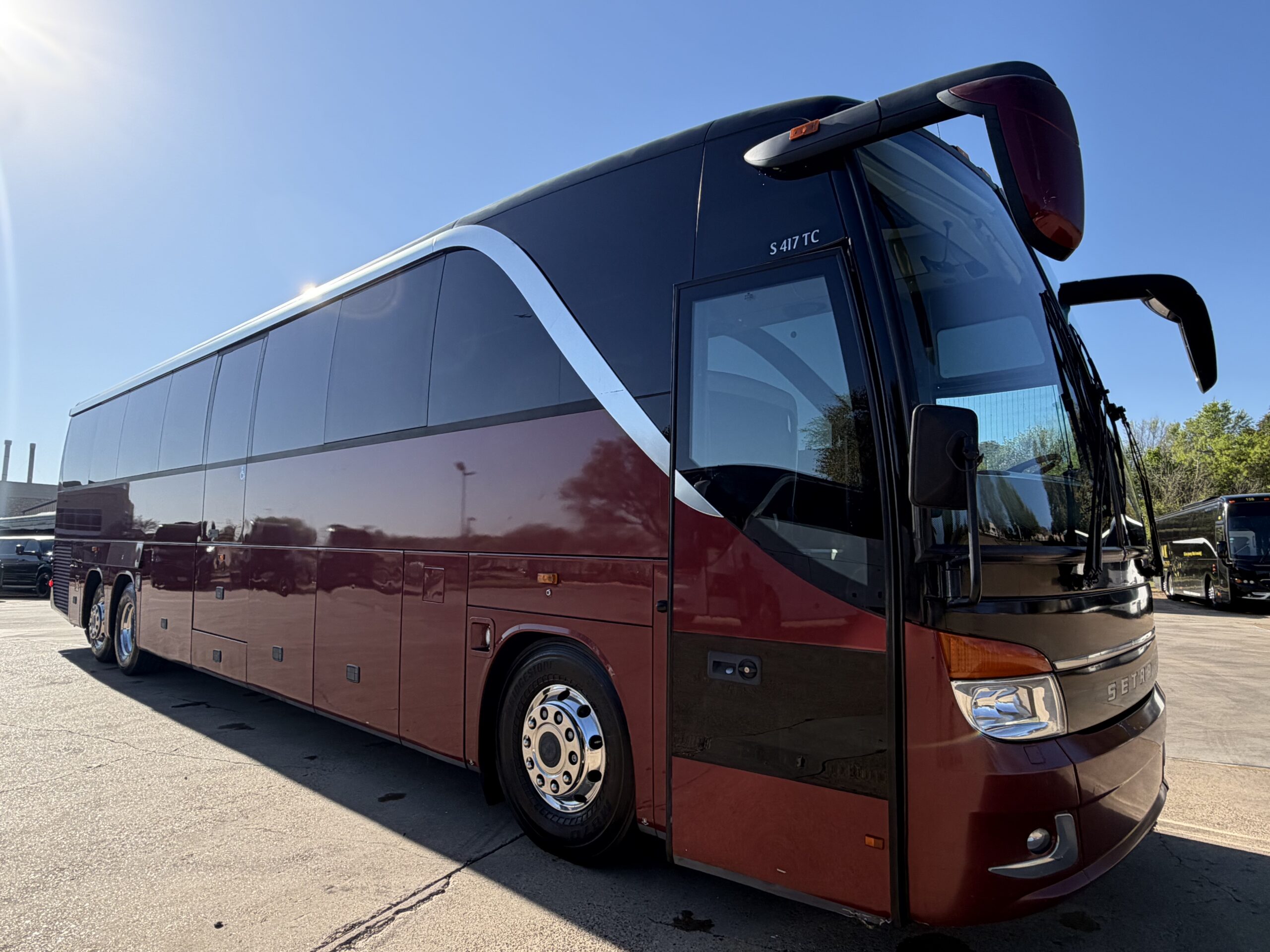 US10341 bus image