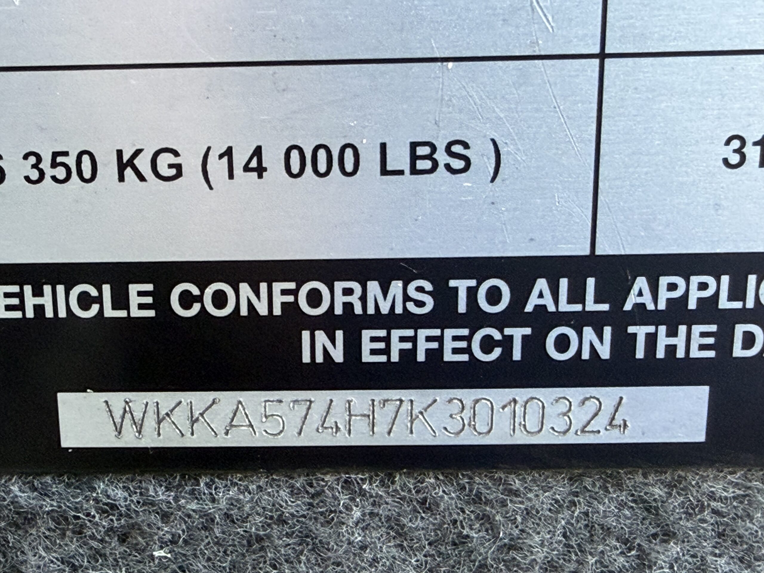 US10324 bus image