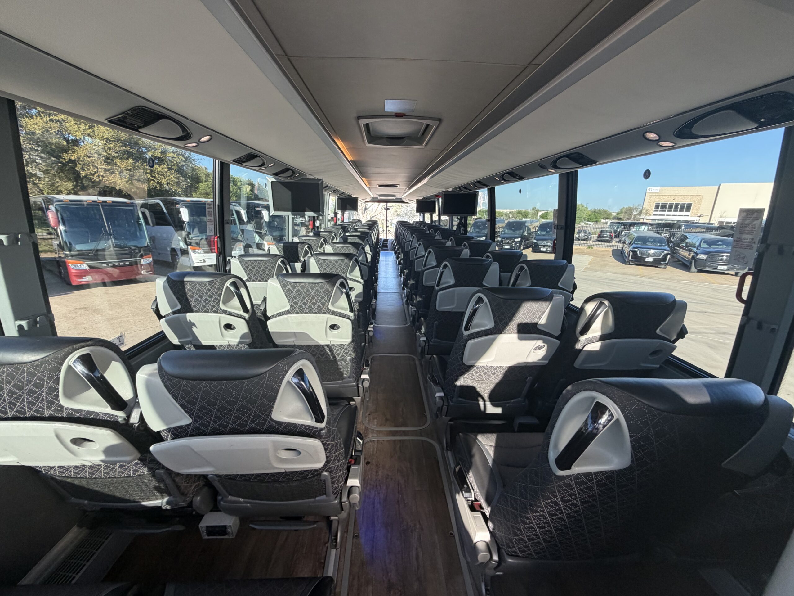 US10361 bus image