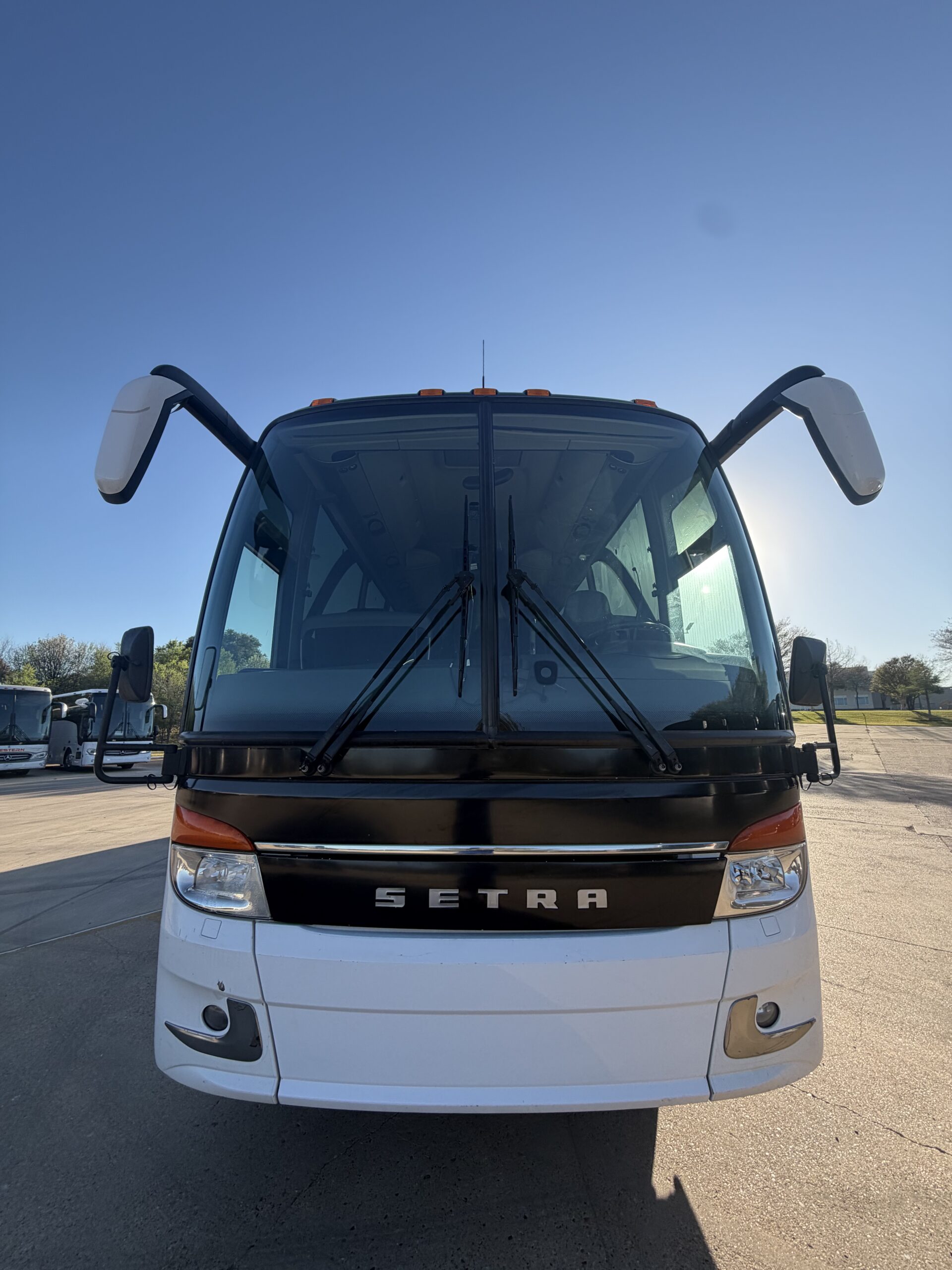 US10361 bus image