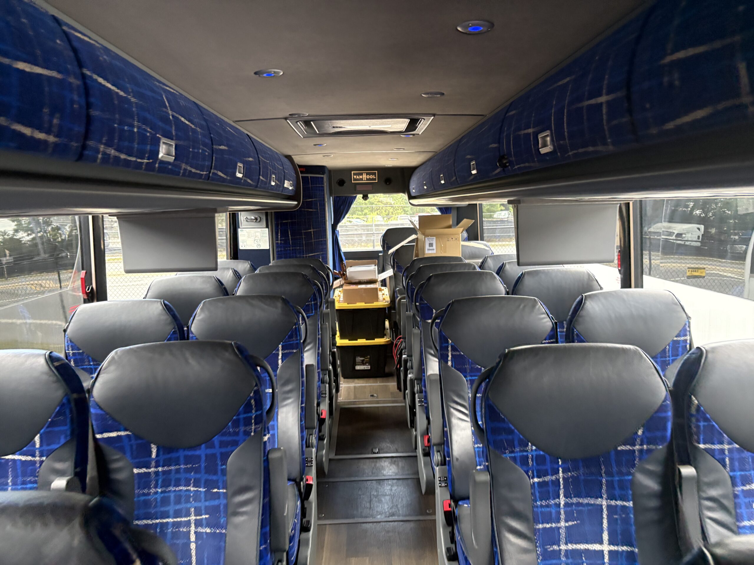 UV49471 bus image