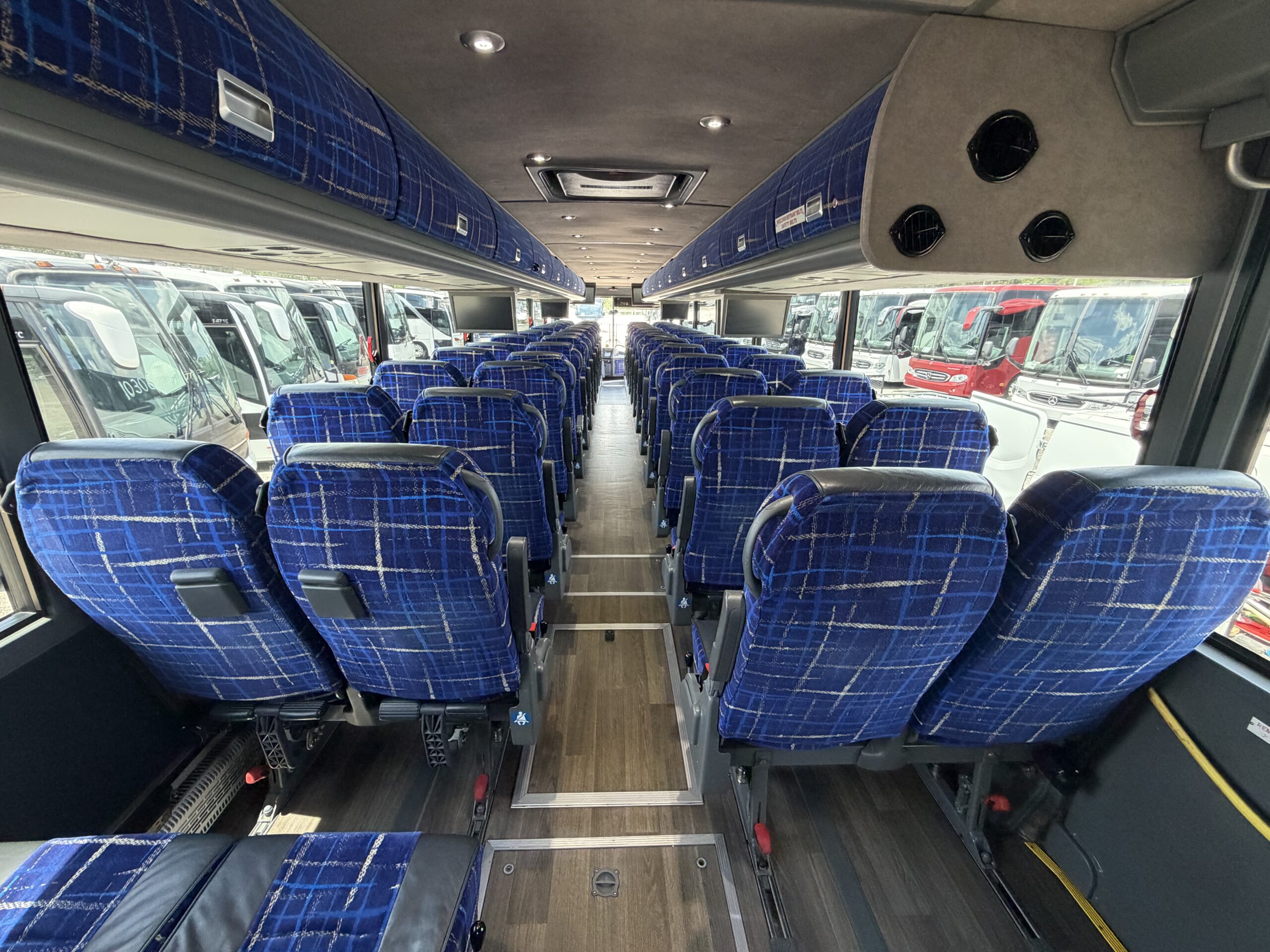 UV49471 bus image