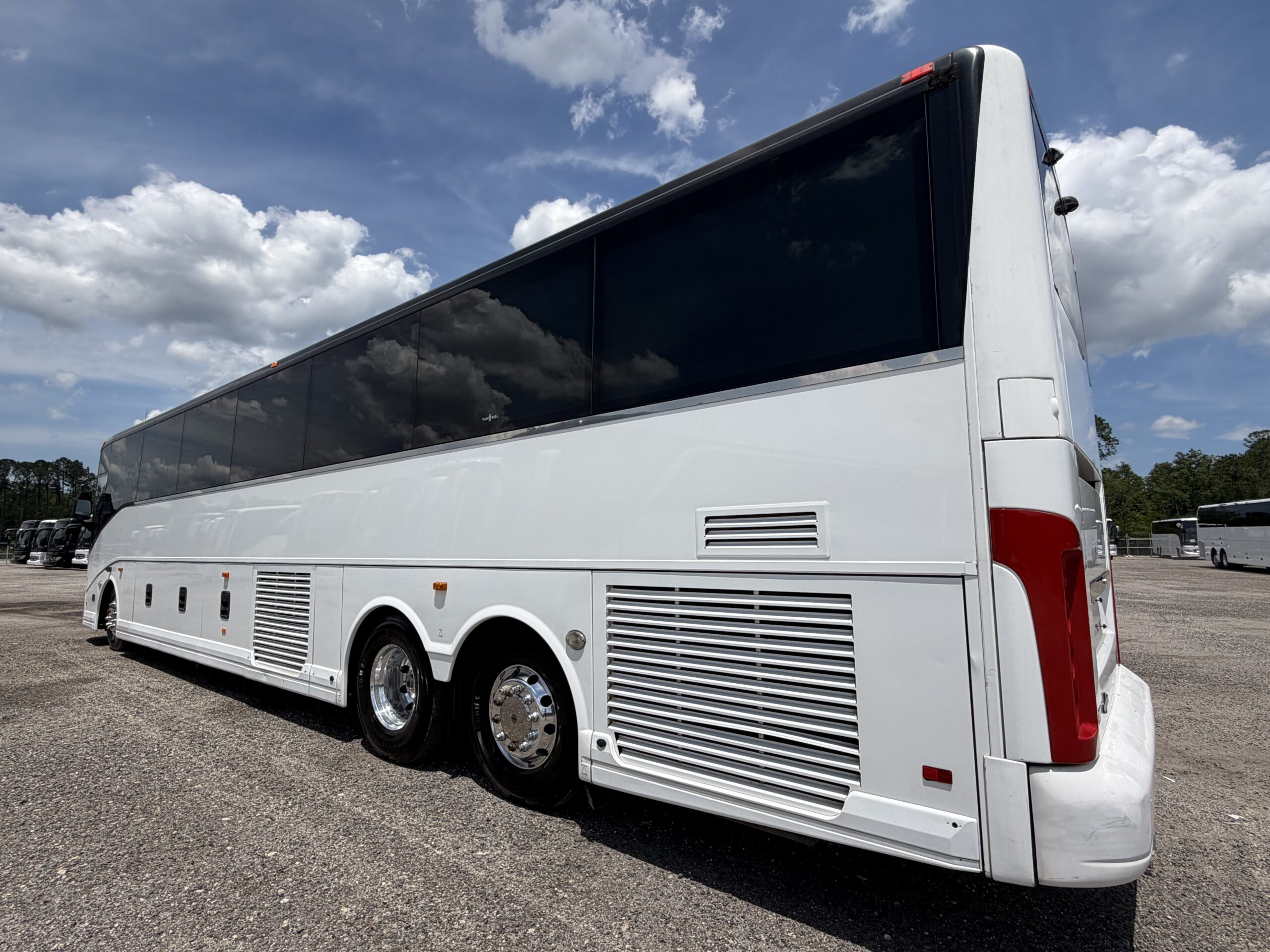 UV49471 bus image