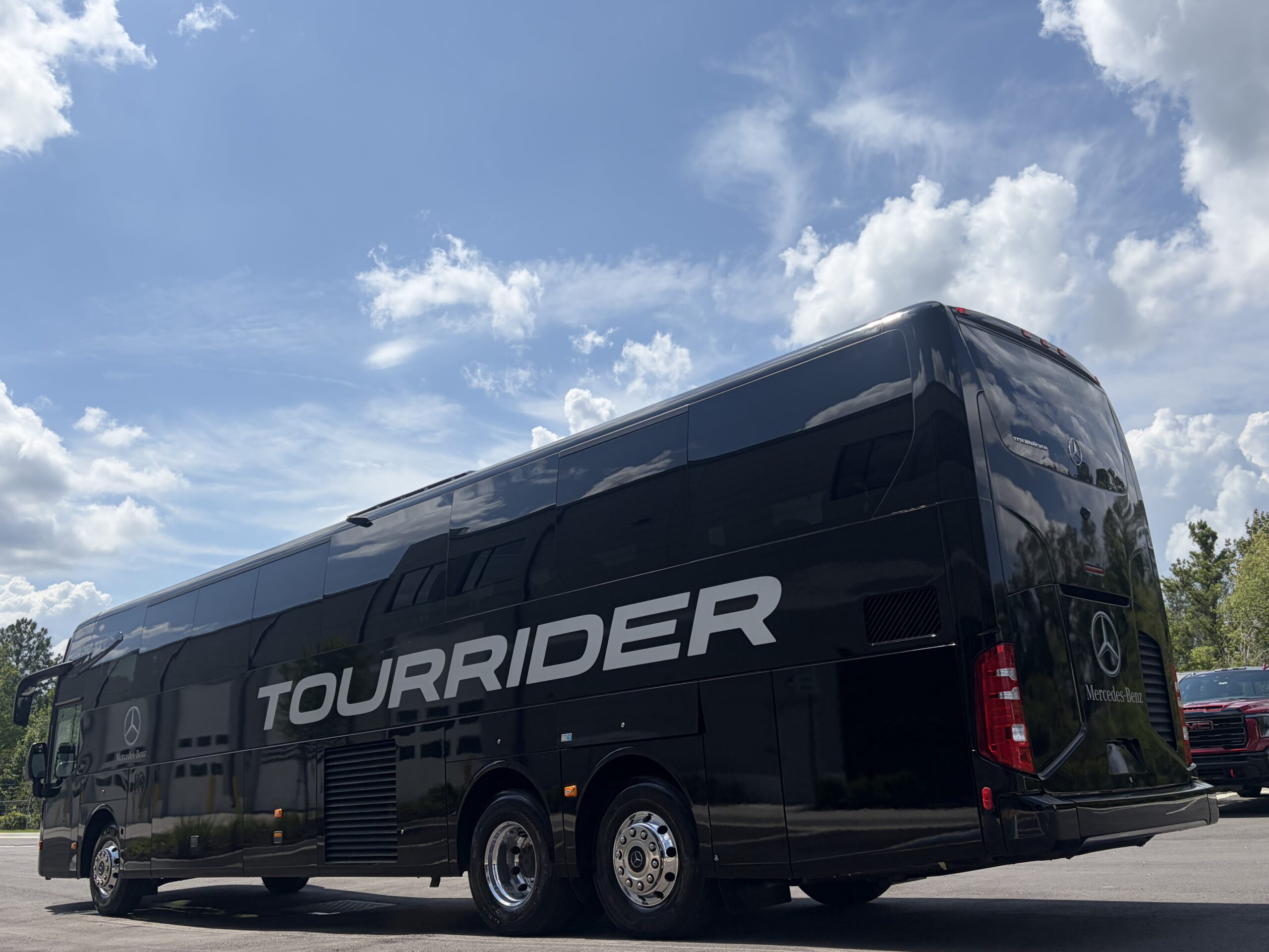 NTP89175 bus image