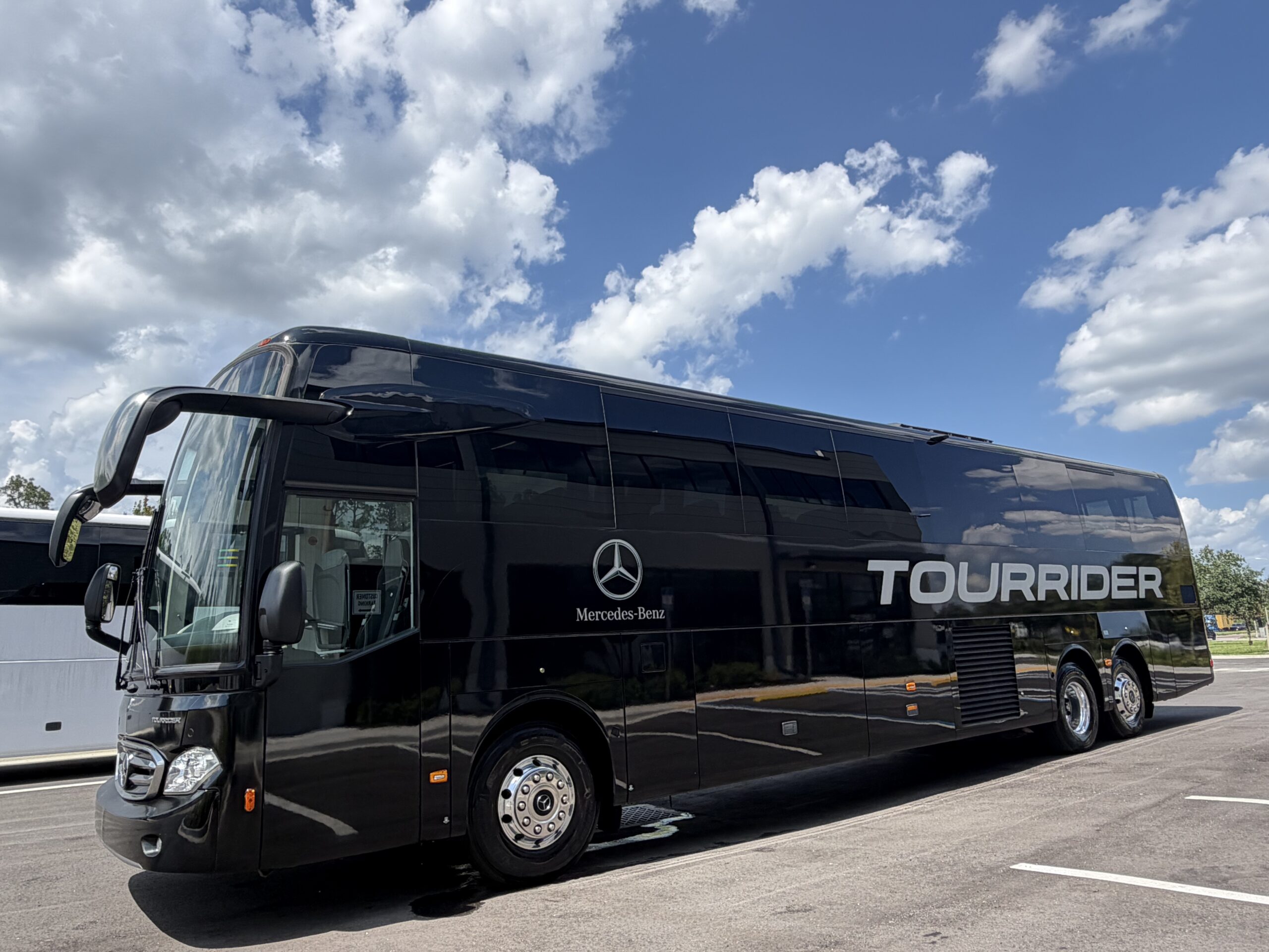 NTP89175 bus image