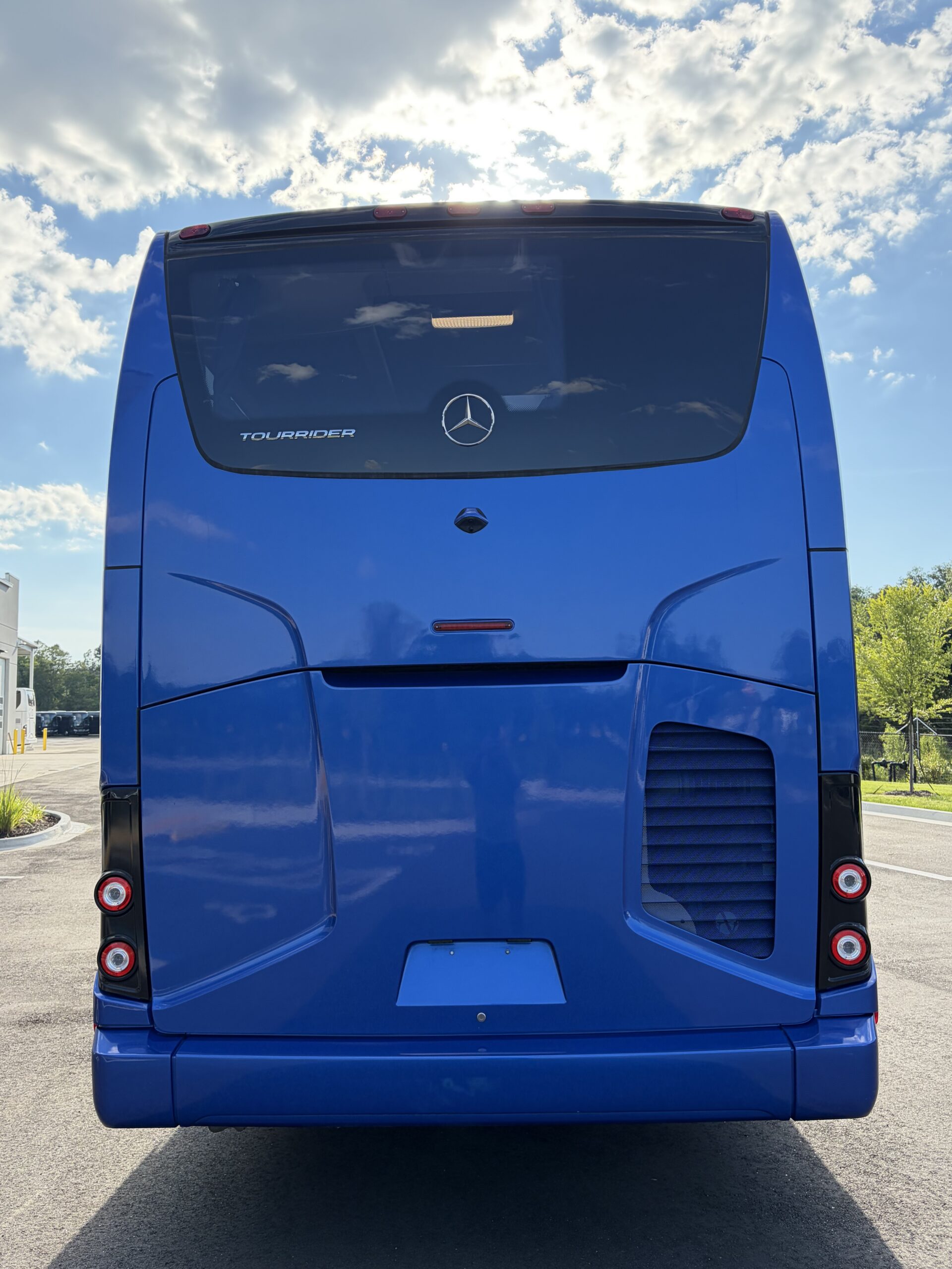 NBT89174 bus image