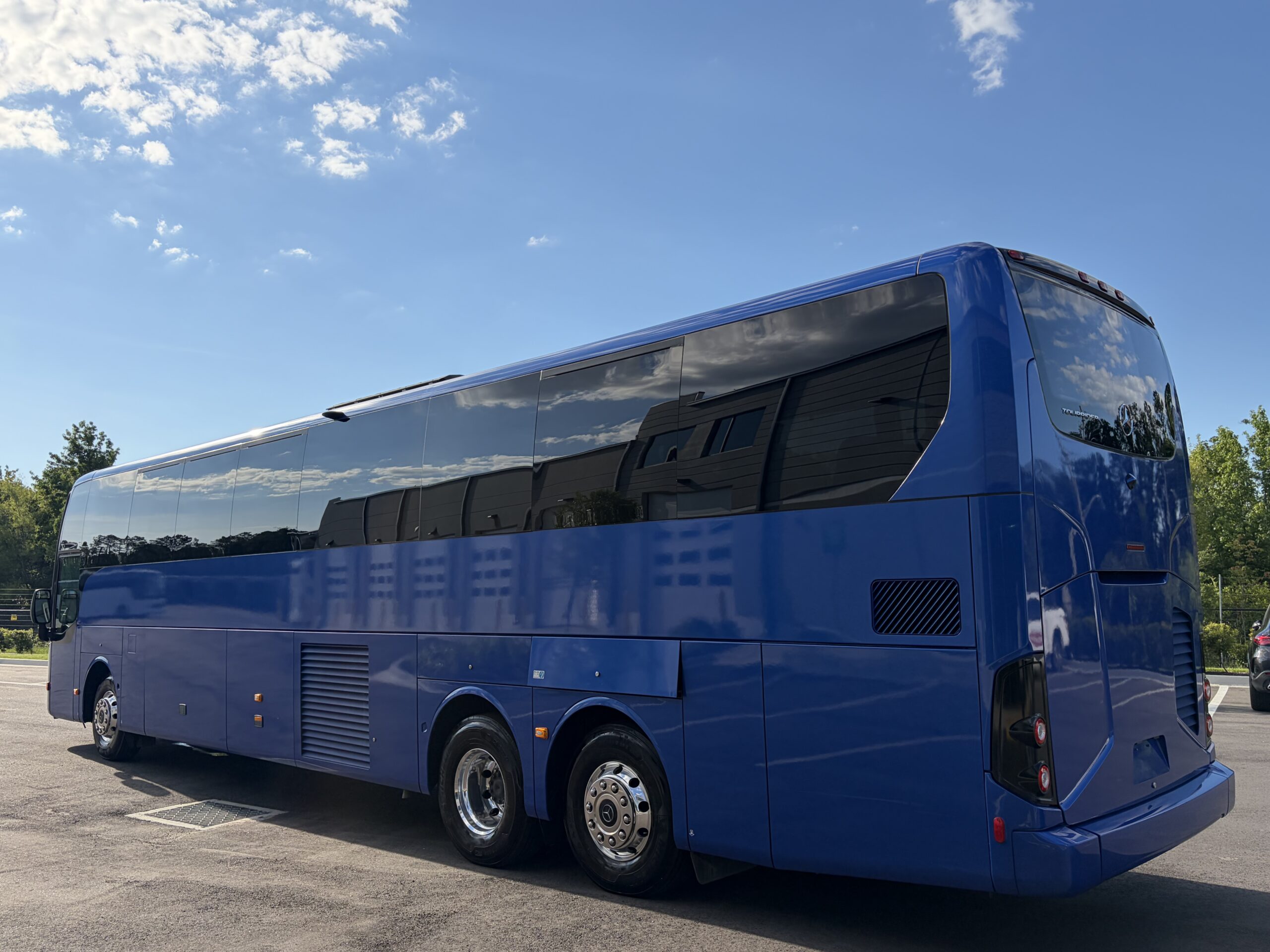 NBT89174 bus image