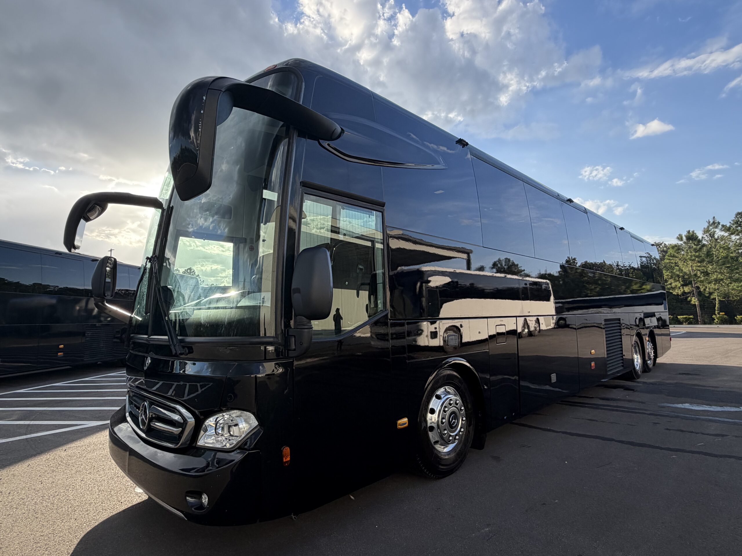 UTP00779 bus image