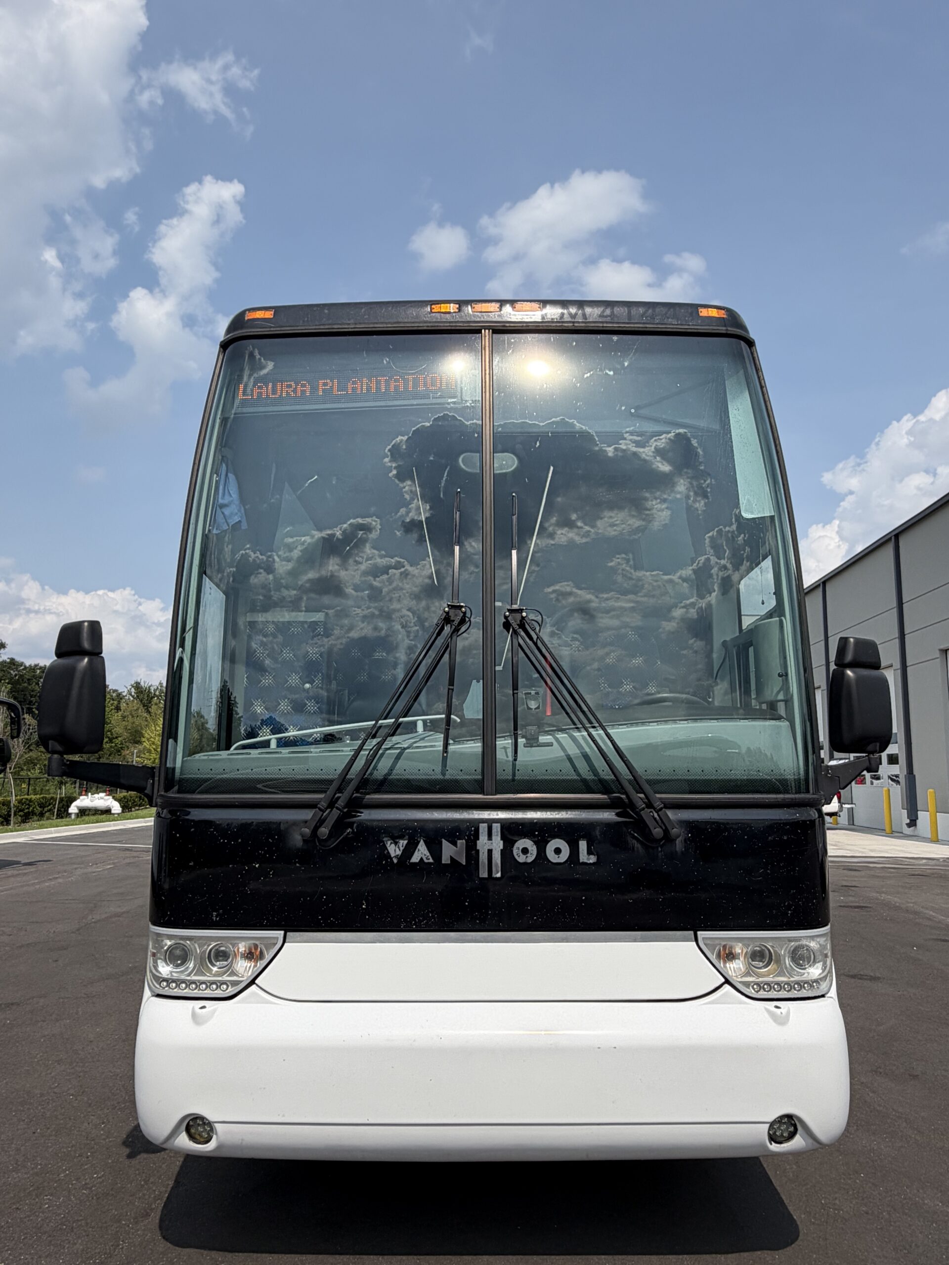 UV41441 bus image
