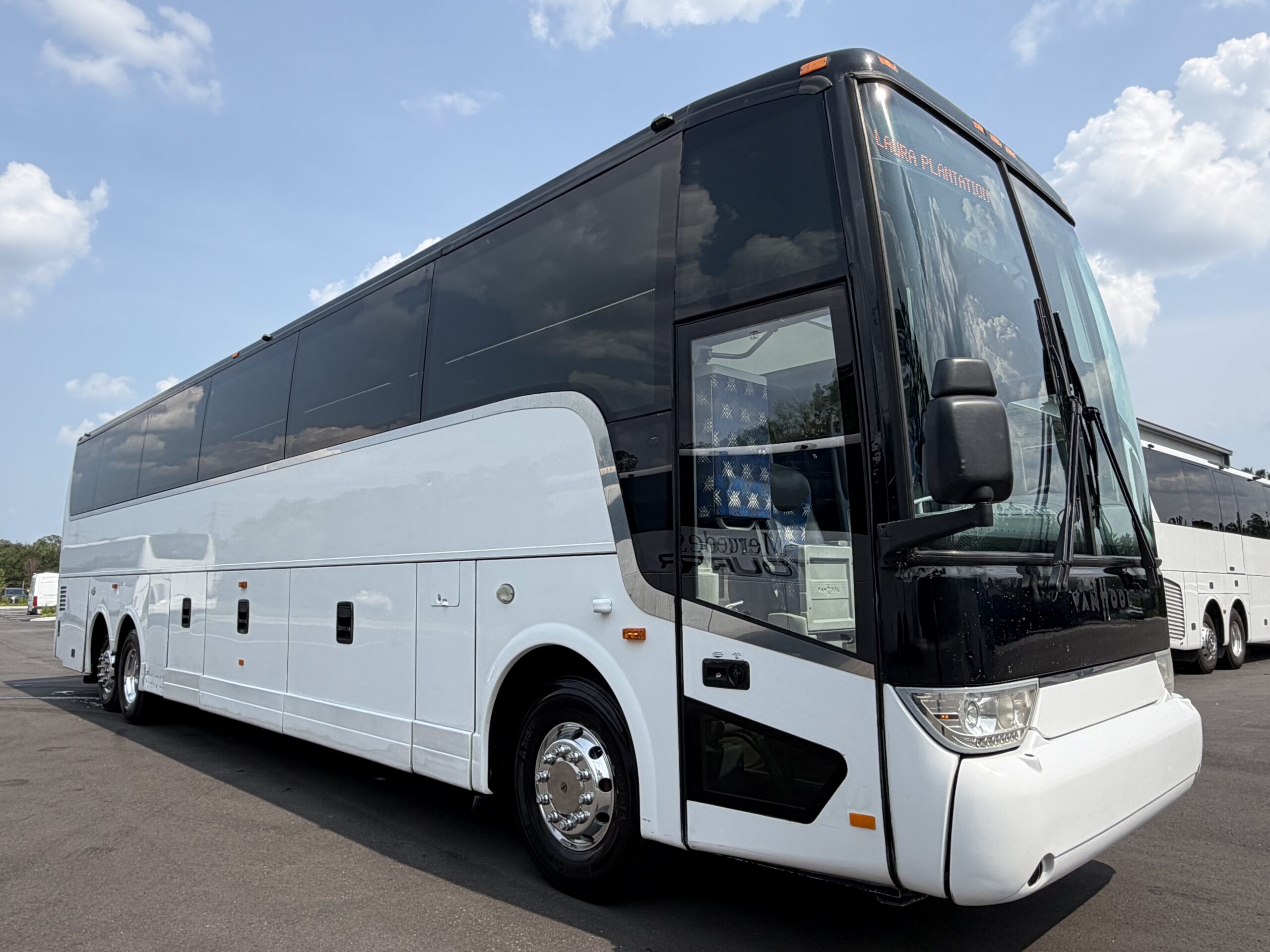 UV41441 bus image