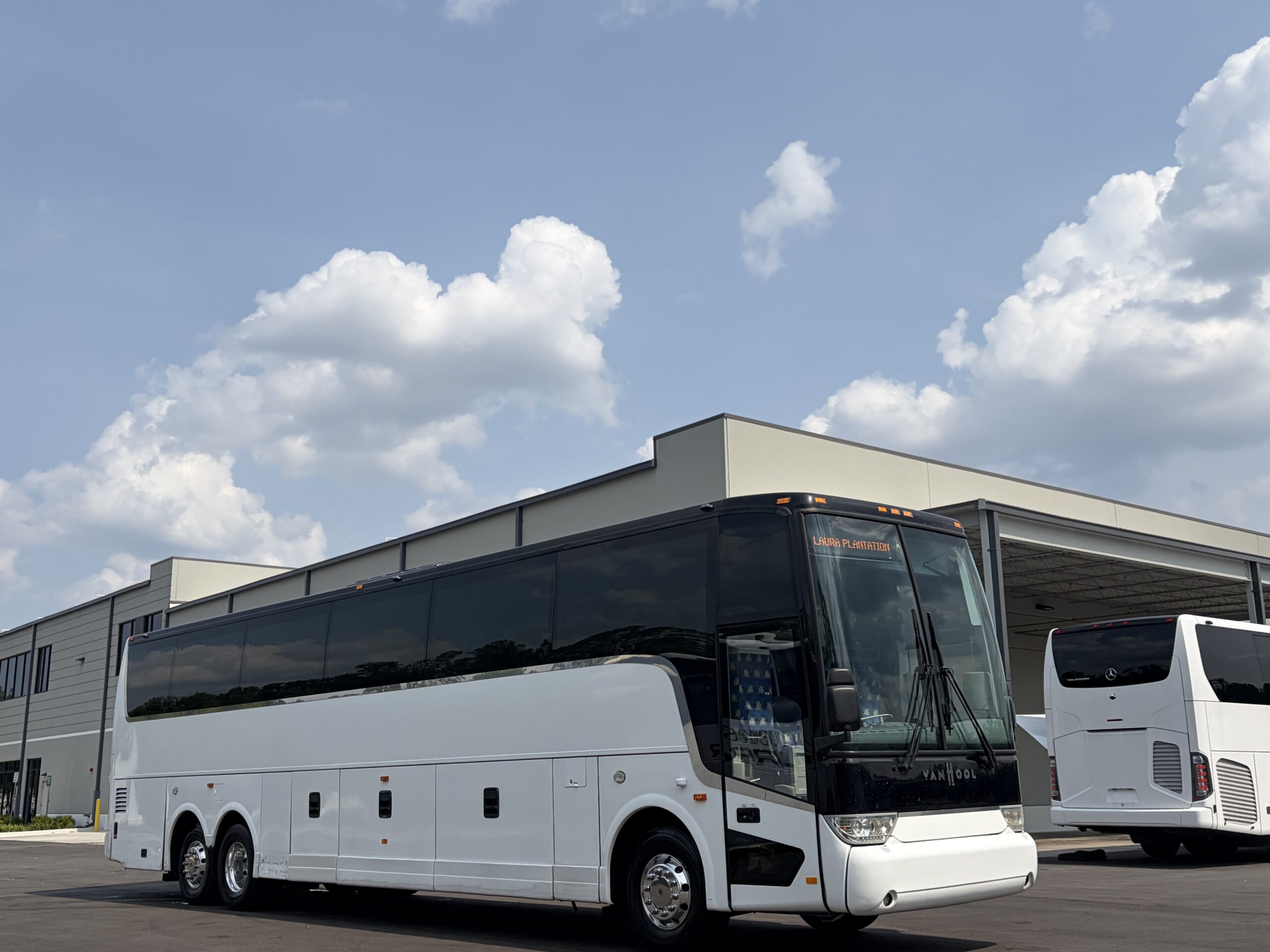 UV41441 bus image