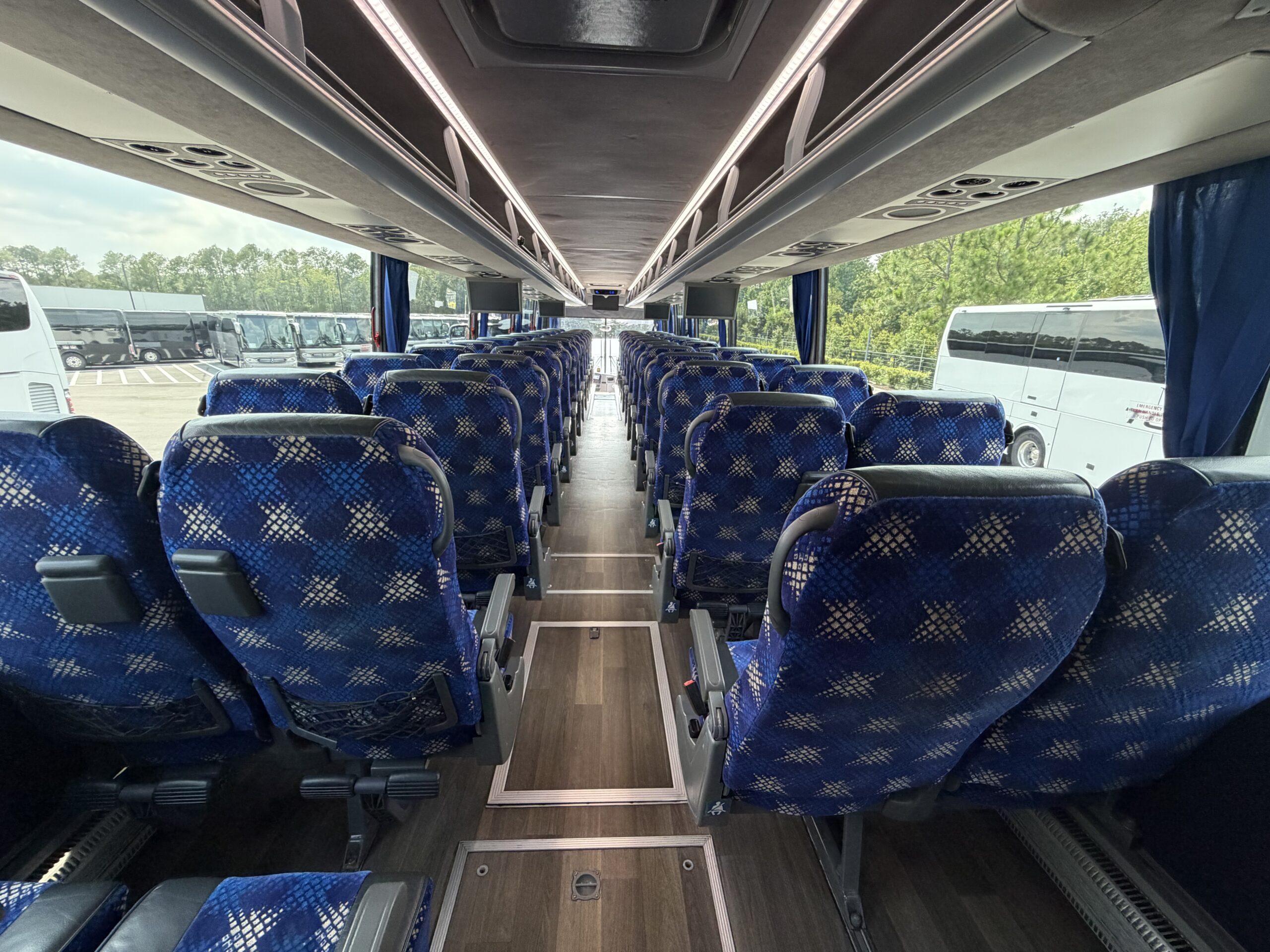 UV41441 bus image