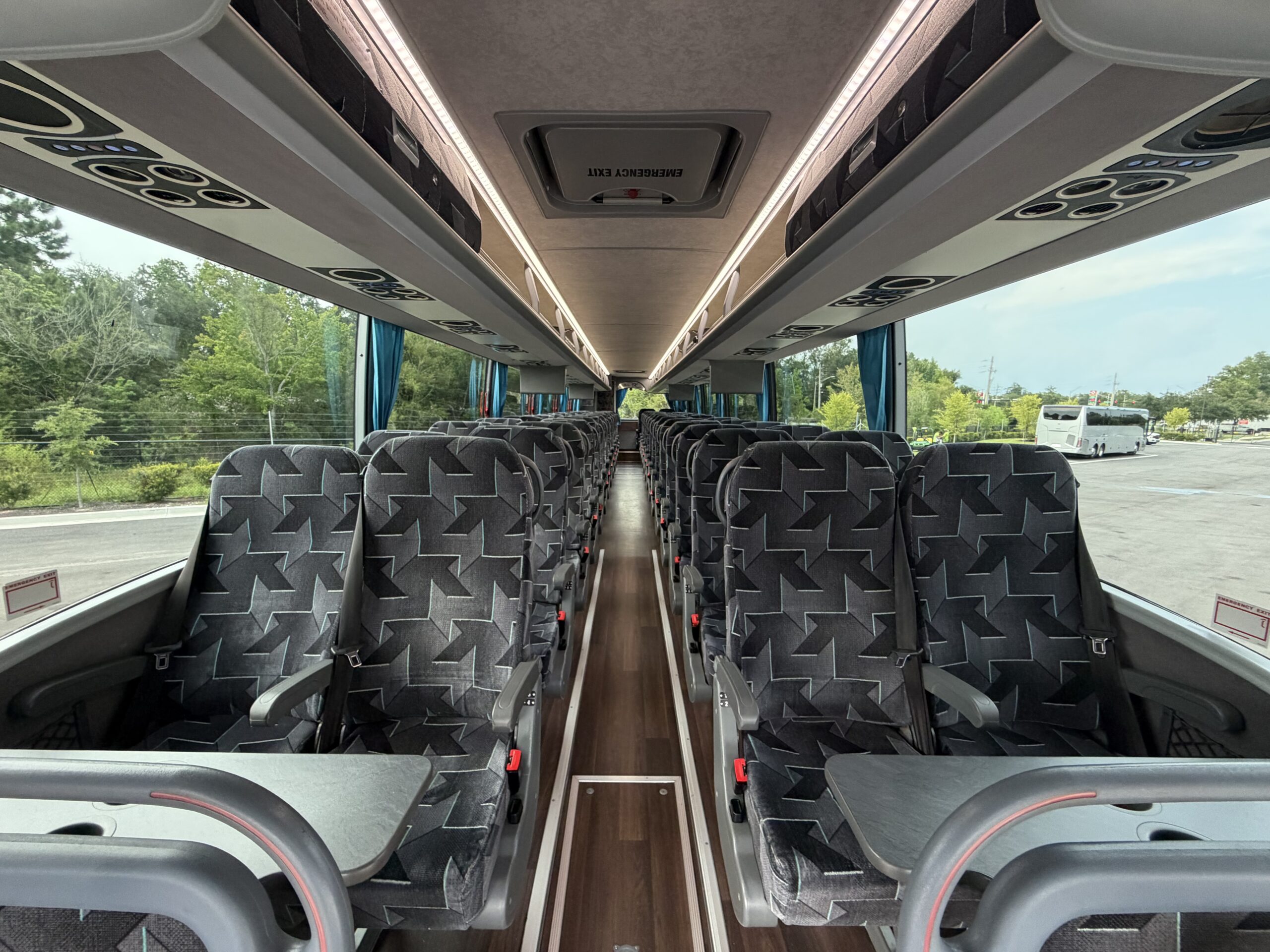 UV41443 bus image