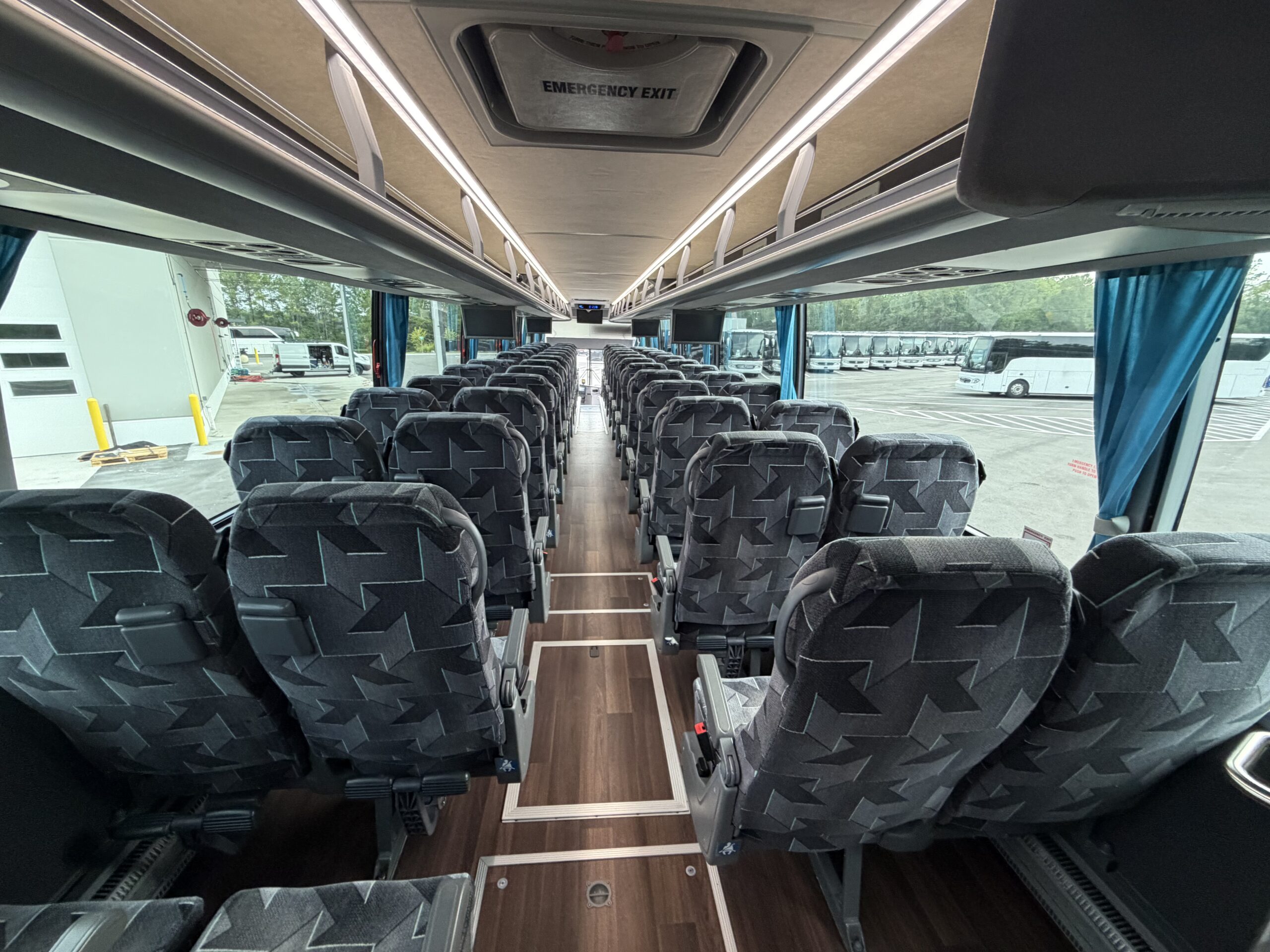 UV41443 bus image