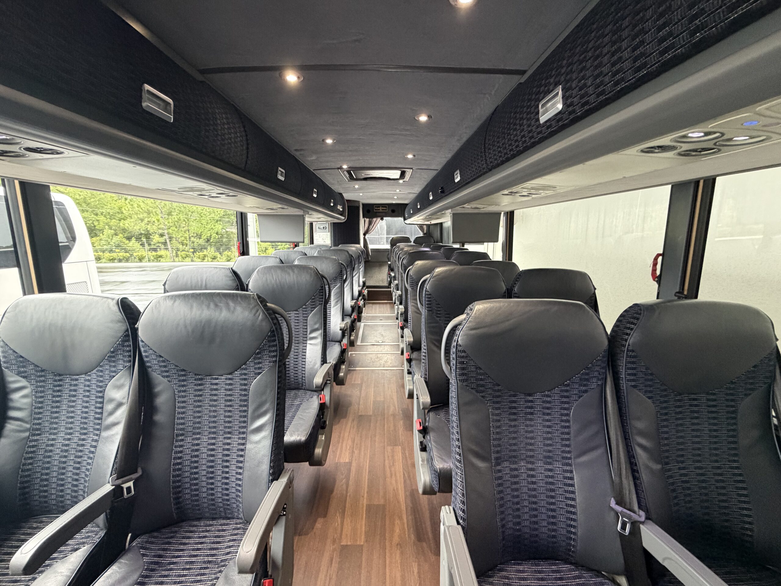UV49111 bus image
