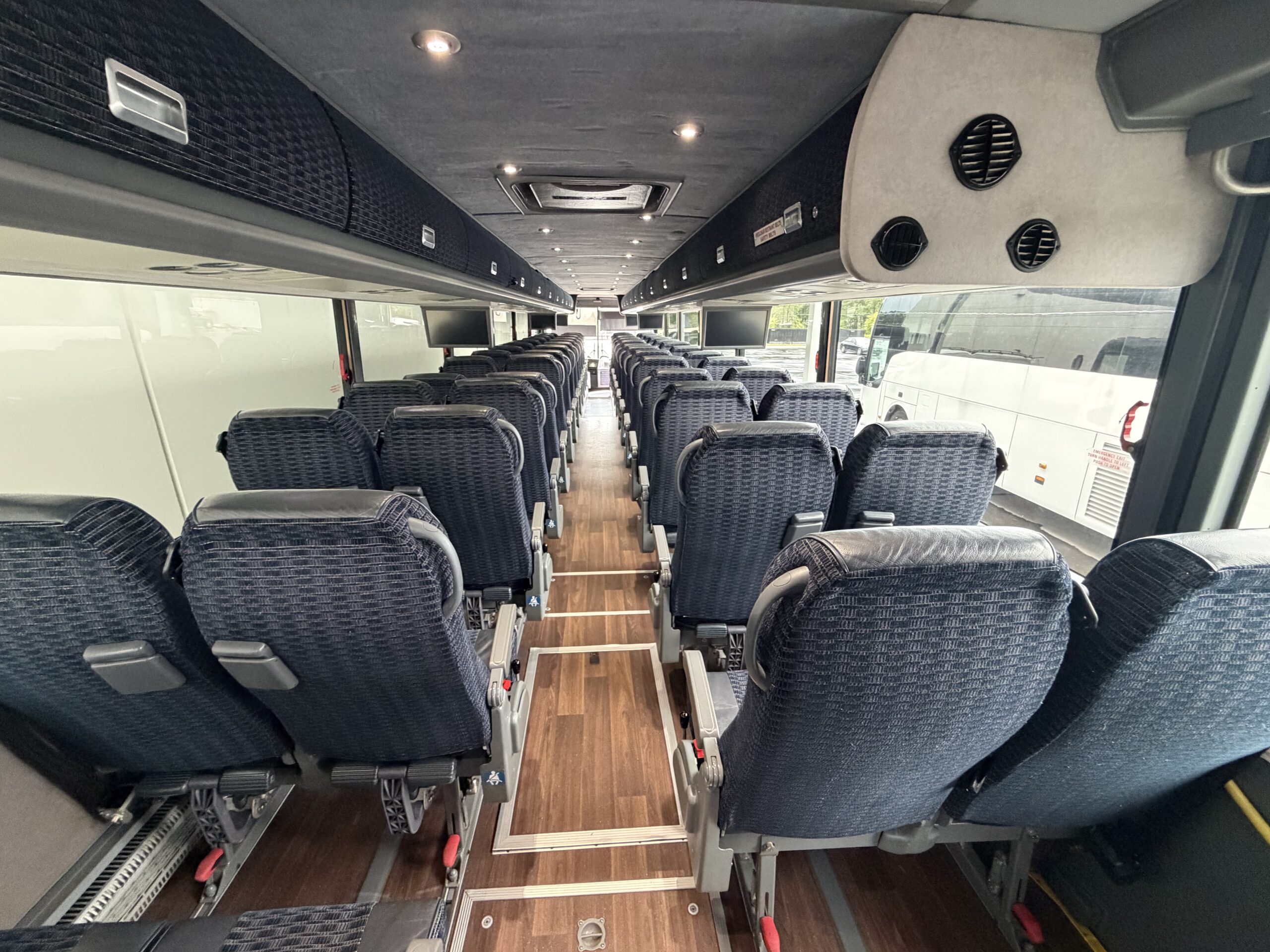 UV49111 bus image