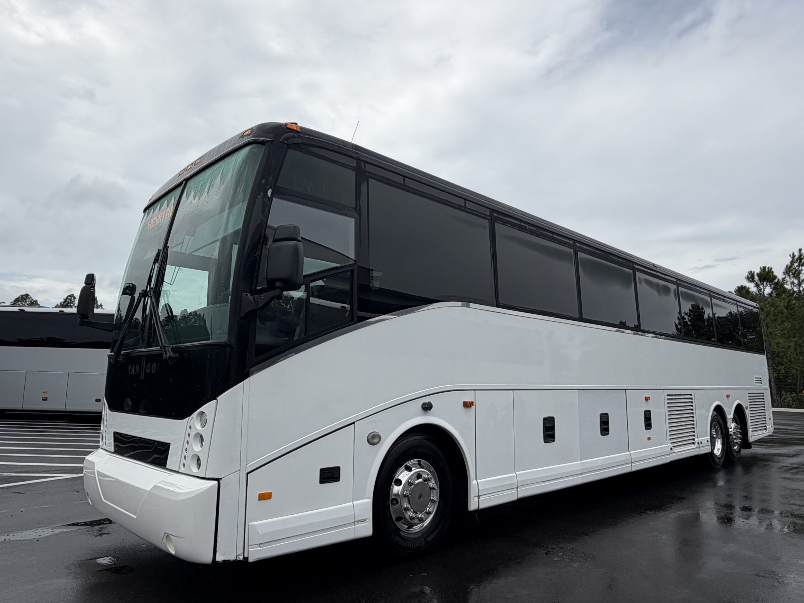 UV49111 bus image