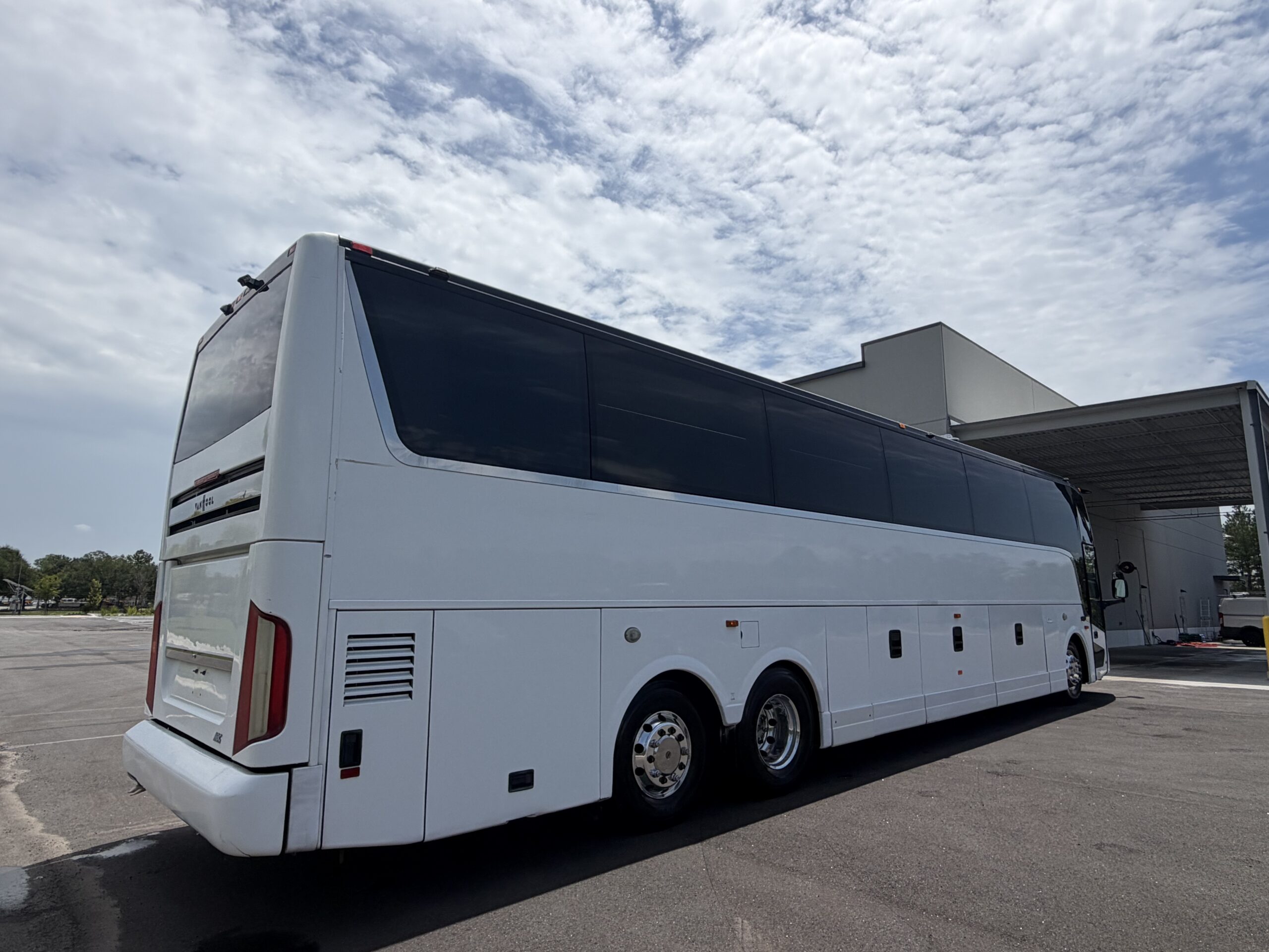 UV41439 bus image