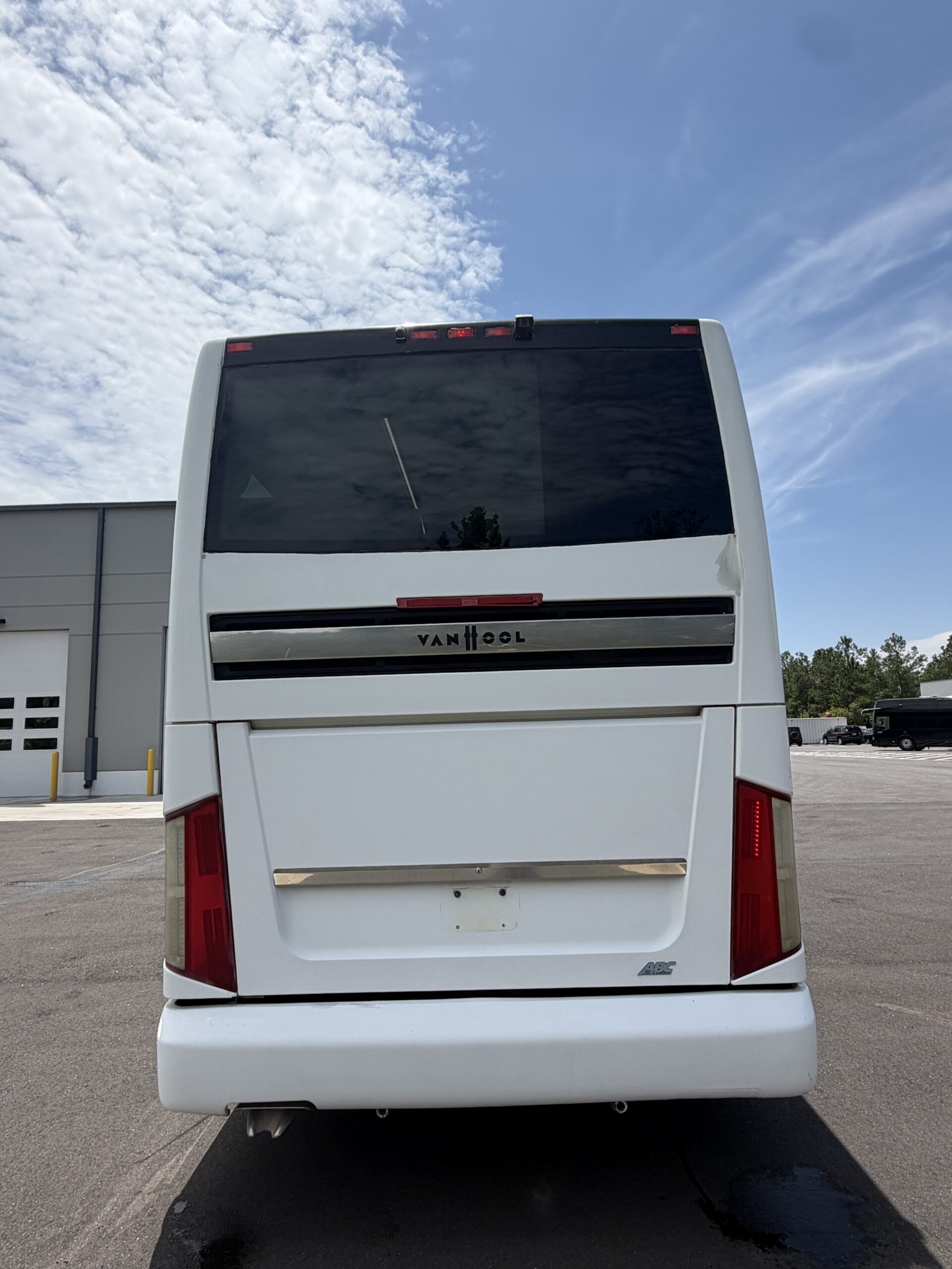 UV41439 bus image