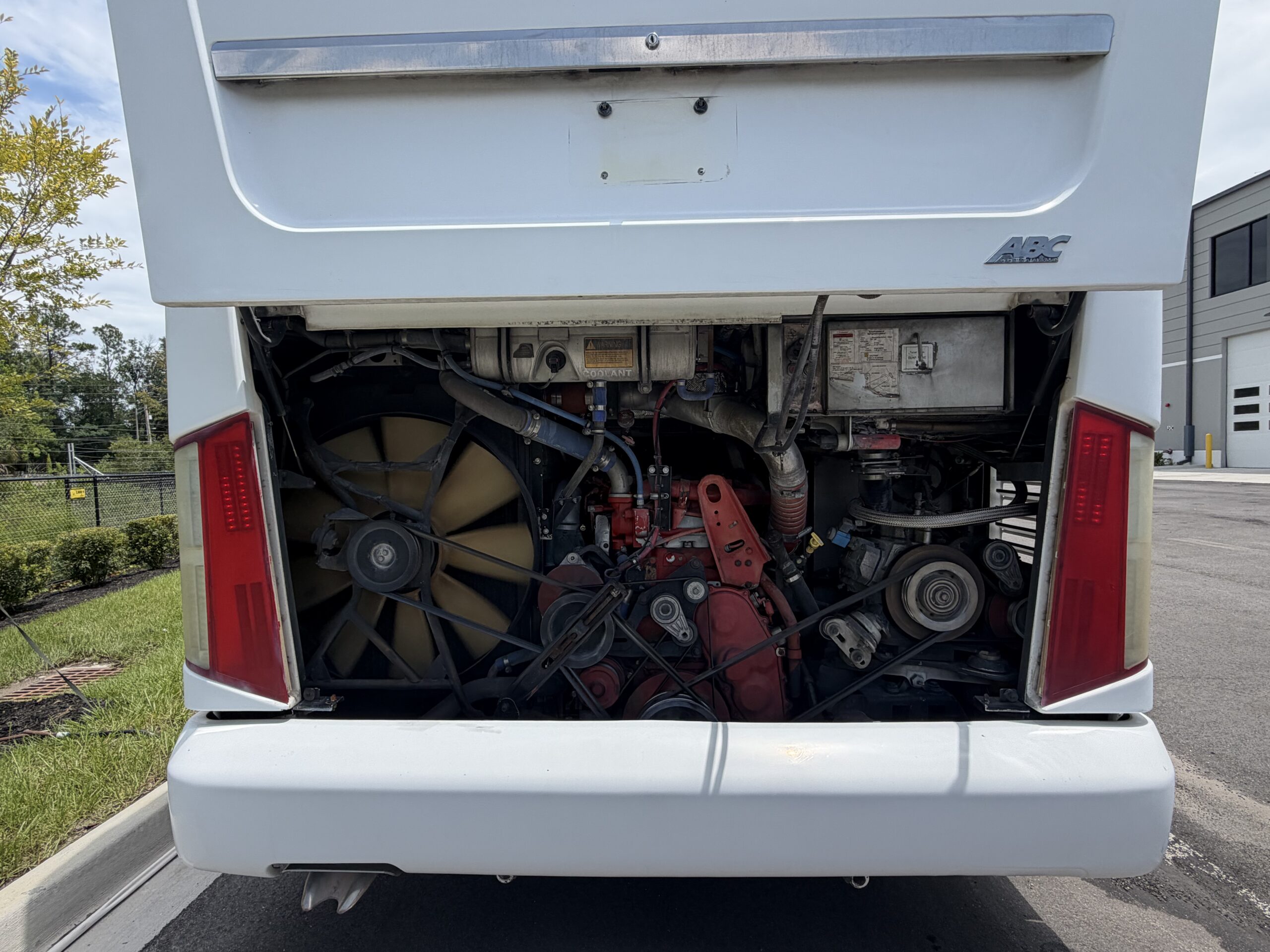 UV41439 bus image